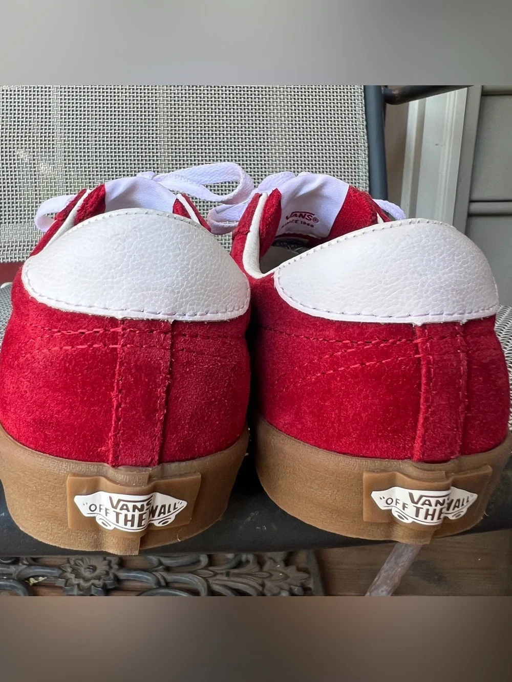 Vans Sport Low Red Women’s 6 Men’s 4.5